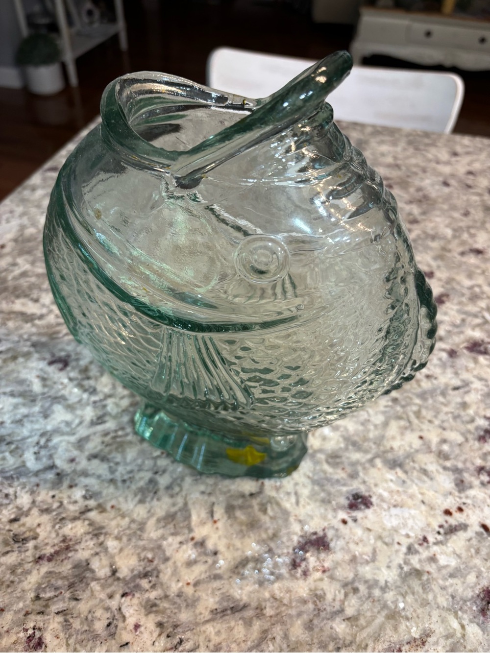 Decorative Fish-Shaped Glass Vase - Seafoam Green